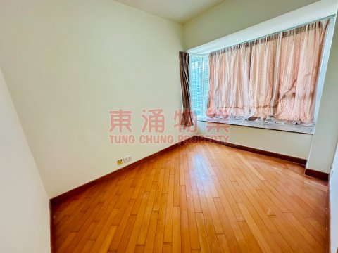 東涌 藍天海岸 第04期 第03座 水藍天岸 