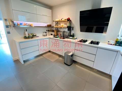 藍天海岸 第04期 第01座 水藍天岸 相連大宅