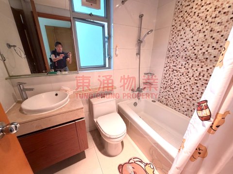 蓝天海岸 第03期 A座 影岸红