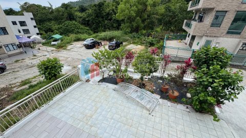 榕樹澳村