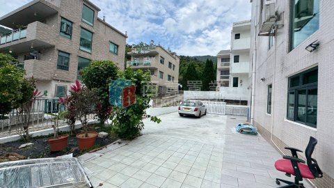 榕樹澳村