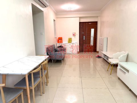 蓝天海岸 第03期 A座 影岸红