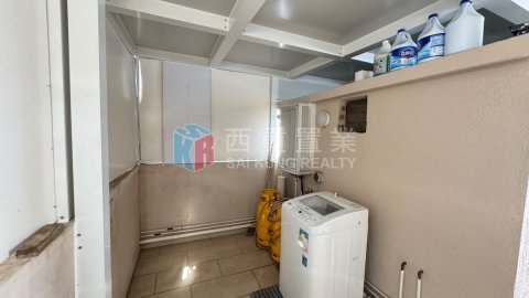 蠔涌村
