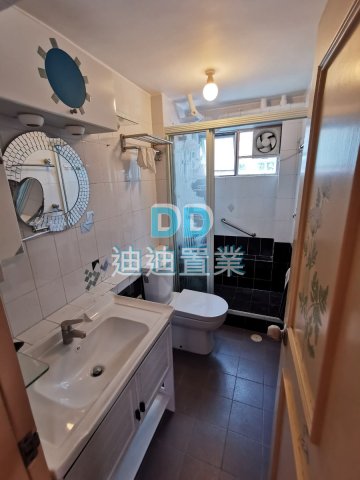 田下灣村 位置方便 步行幾分鐘到巴士站