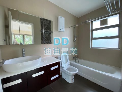 西沙路村屋+2600呎入契花園