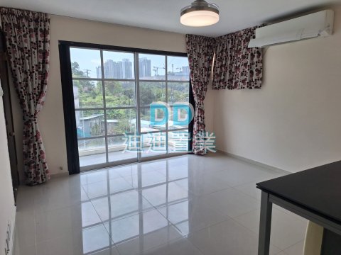 馬游塘村位置方便 出入觀塘方便快捷