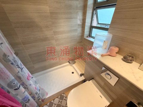 映灣園 第02期 第08座 紫色裝修連傢俬