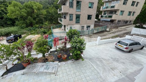榕樹澳村