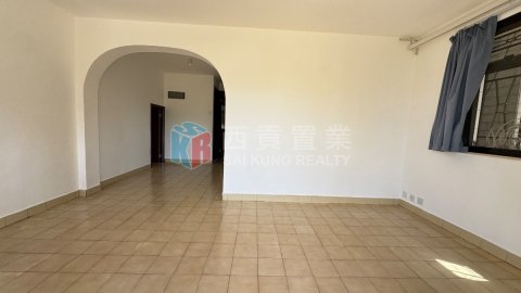 對面海新村