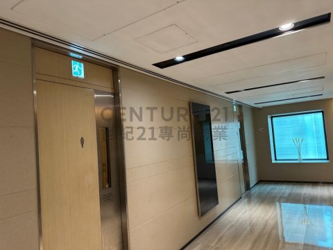 金龍中心《上環》