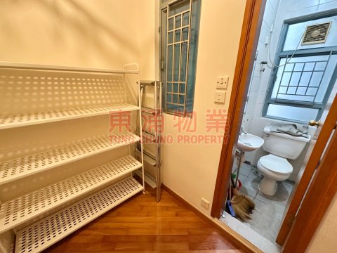 東堤灣畔 第03座 三房套連工人房獨立廁