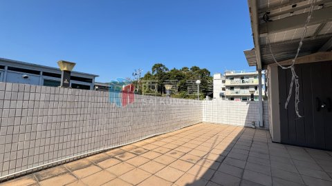 井欄樹村