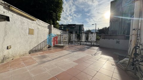 輋徑篤