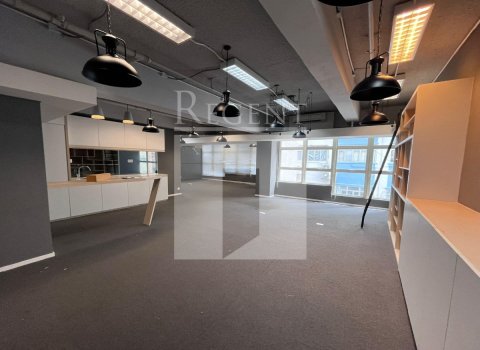 Hong Kong Office, Regent