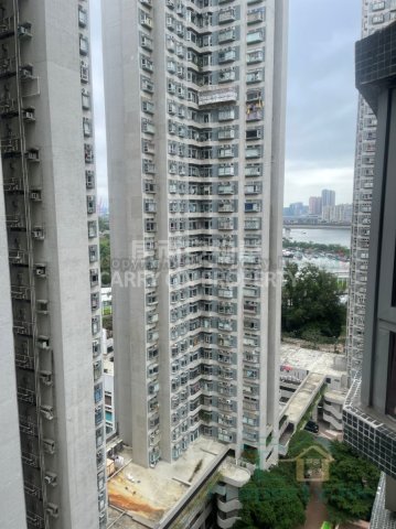 RIVIERA GDN BLK 04 HOI NGAN MAN