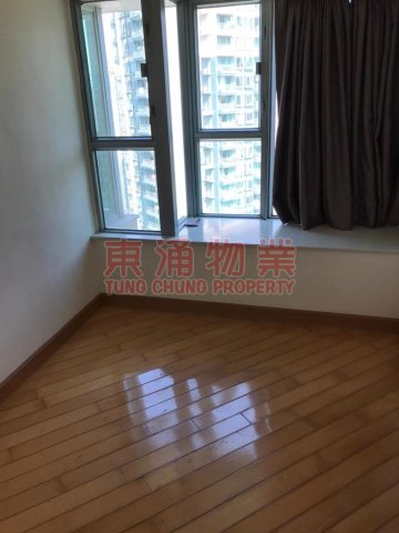 藍天海岸 第01期 第01座 有山又有海