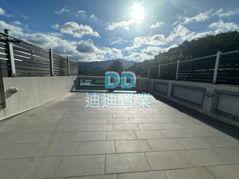 西貢村屋 優質地段 面向海景 車泊樓下