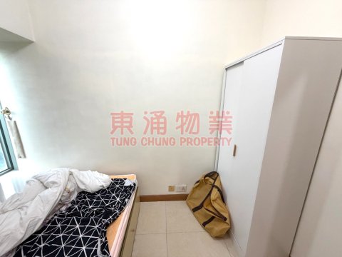 蓝天海岸 第03期 A座 影岸红