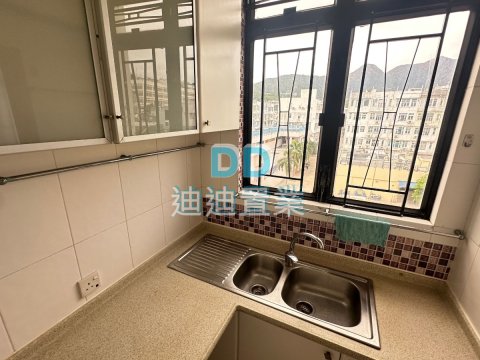 西貢市中心 萬宜街  生活配套齊全