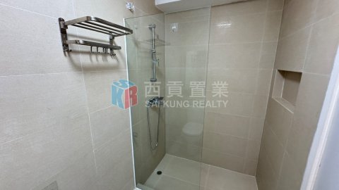 輋徑篤