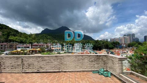 西沙路村屋+2600呎入契花園