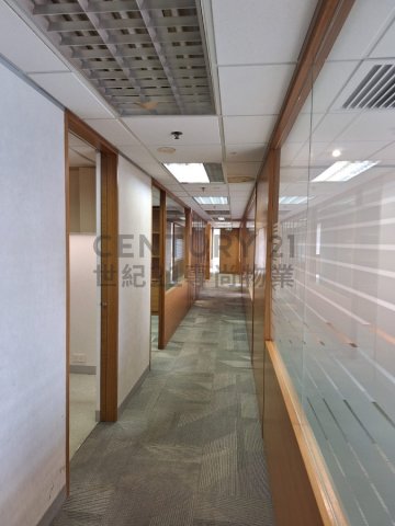 會展廣場 辦公大樓