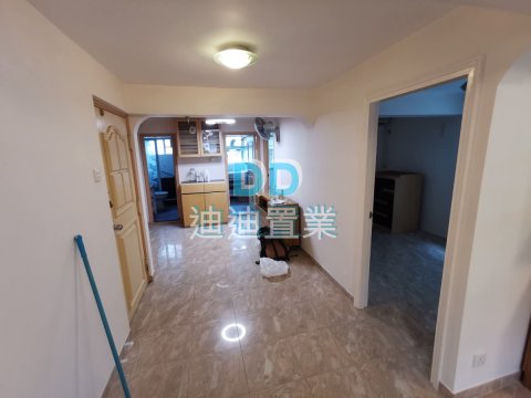 田下灣村 位置方便 步行幾分鐘到巴士站