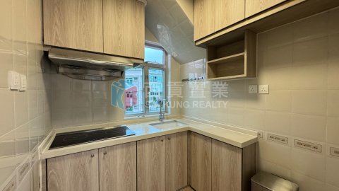 菠蘿輋