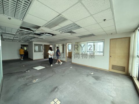 新利華中心 新利華中心