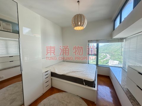 東堤灣畔 第03座 高層兩房齊傢俬