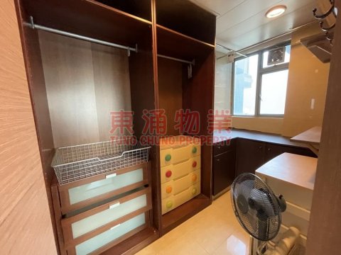 映灣園 第02期 第06座 高層極罕相連