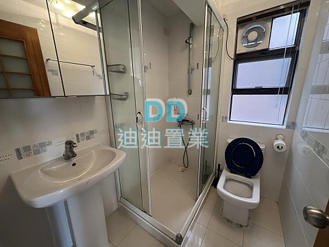 黃竹灣村 背山面海 環境幽靜