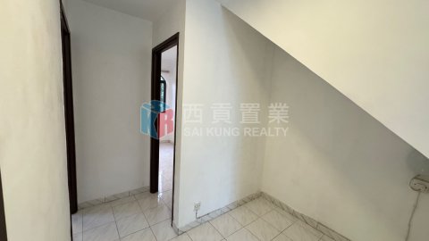 窩美村