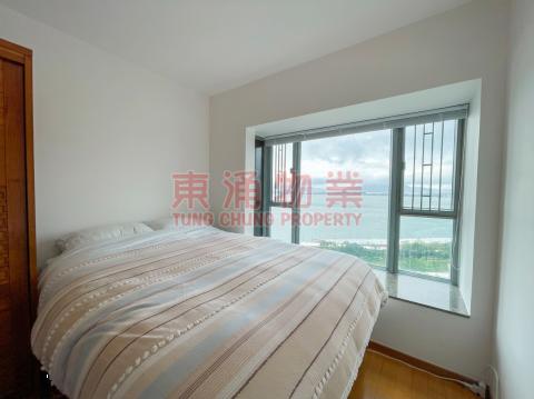 海堤灣畔 第02座 三房套連傢俬電器