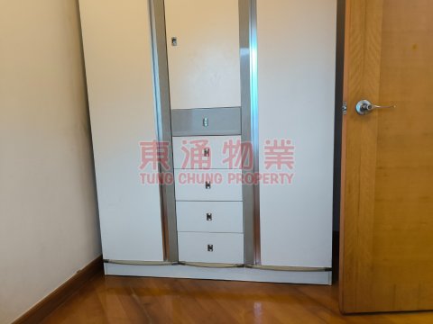 藍天海岸 第01期 第01座 兩房連傢俬