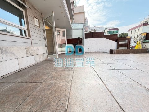 西沙路村屋 門前花園