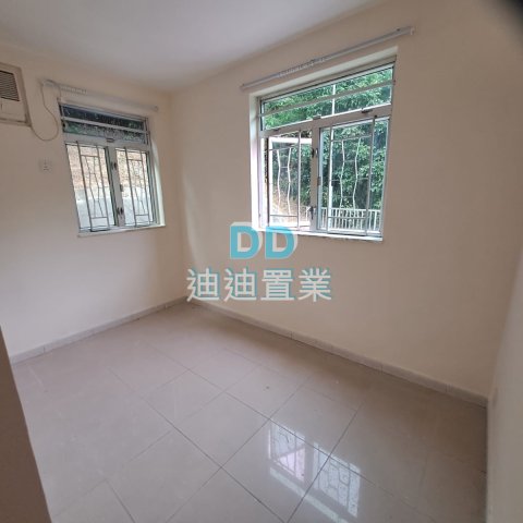 井欄樹村 位置方便 10分鐘到彩虹地鐵站