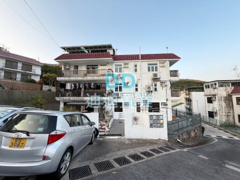 西貢半山區 南山村  環境優美