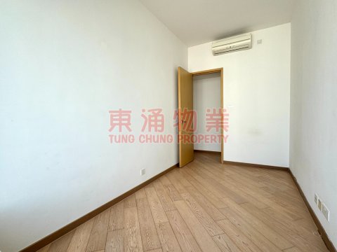 昇薈 第01座 *實用四房*