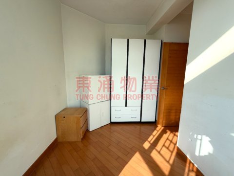 藍天海岸 第01期 第05座 兩房齊傢俬