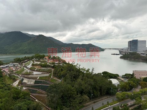 東堤灣畔 第09座 裝修中連傢俬，三房套！
