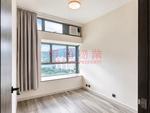 東堤灣畔 第06座 站頂高層靚裝二房