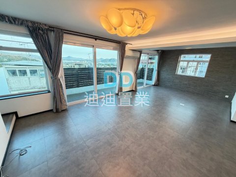 西貢半山區 南山村  環境優美