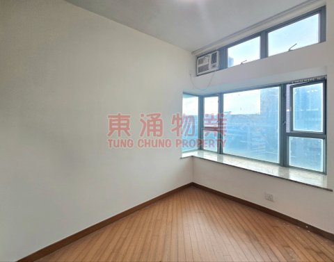 東堤灣畔 第05座 一分鐘行到東涌站優質三房