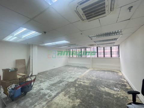 金巴利中心 金巴利中心
