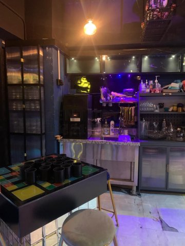 成運工業大廈＊＊平台３００呎＊＊