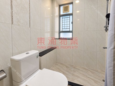 東堤灣畔 第05座 真正東涌站頂三房套
