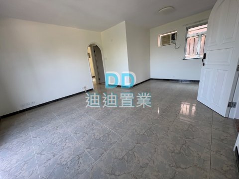 西徑村 頭排海景 車泊樓下