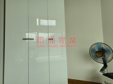 藍天海岸 第03期A座 映岸紅 露台兩房 