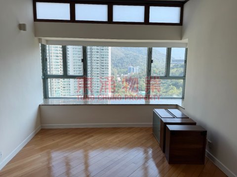 TUNG CHUNG CRESCENT BLK 08